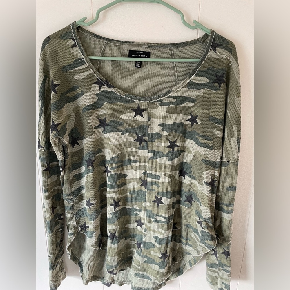 Lucky Brand Olive Camo Star Long Sleeve Top